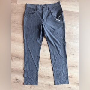 Travis Matthew’s golf attire